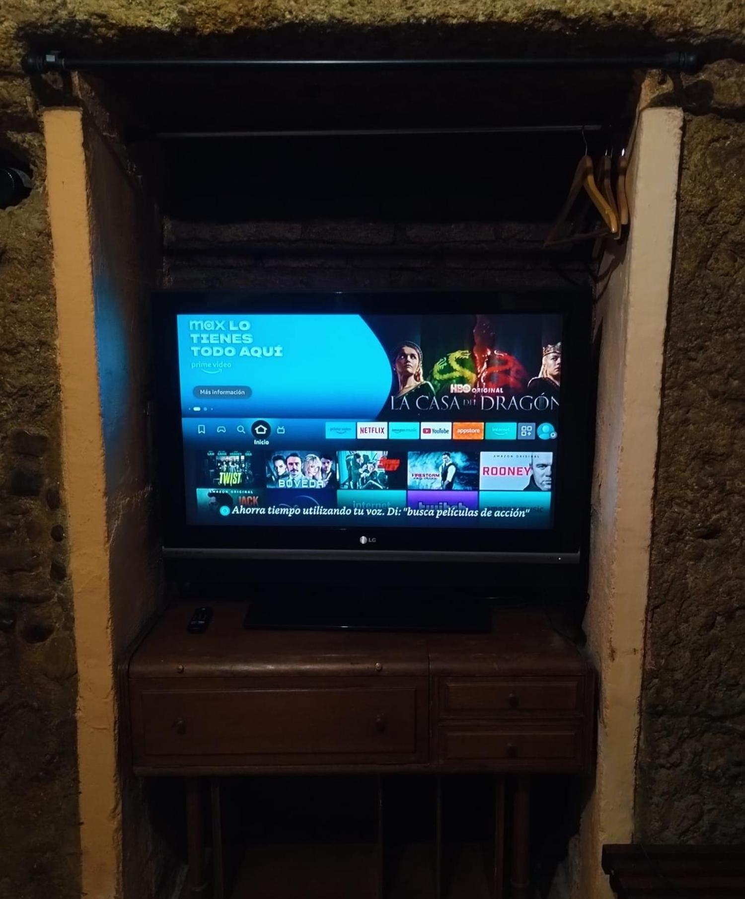 Apartamento Completo Reformado En Arco De Elvira - Centro — Fotos 3